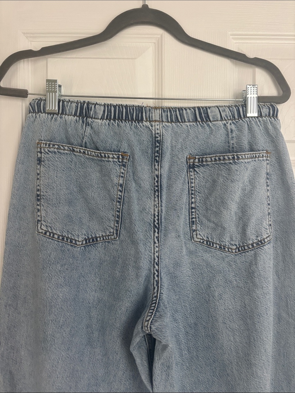 GAP Light Wash Wide-Leg Denim with Drawstring - Picture 8 of 8